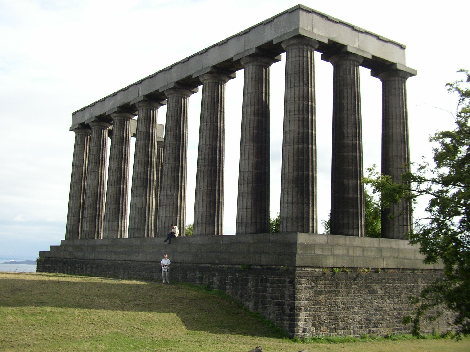 Skotsko
Památník v Edinburghu