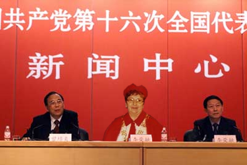 Durčáková v Číně
Durčáková na konferenci v Číně
