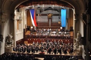 Vystoupení-Symfonického-orchestru-hl.-m.-Prahy-FOK-na-Pražském-jaru-patří-k-dramaturgickým-vrcholům-festivalu