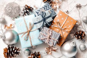Vánoce, dárky, balíčky, stuha dekorace, ozdoby
